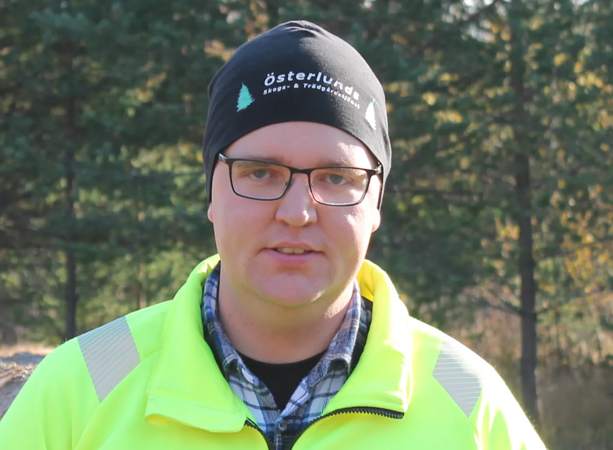Niklas Österlund, grundare av Österlunds Skogs- och Trädgårdstjänst